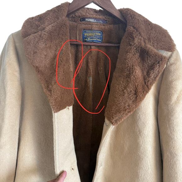 Vintage Sir Pendleton Camel Wool Coat With Faux Fur Collar Est Size Medium Men's - Picture 5 of 7